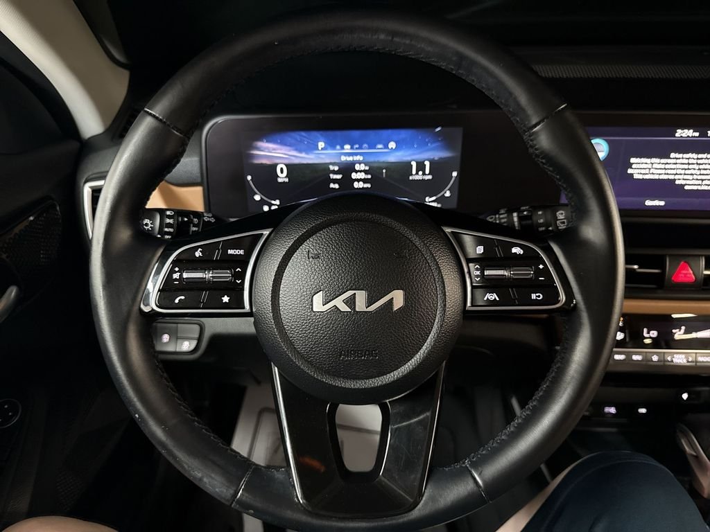 Used 2024 Ocean Blue Kia EX image 20