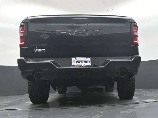 New 2026 Diamond Black Crystal Pearl-Coat Exterior Paint RAM Laramie image 42