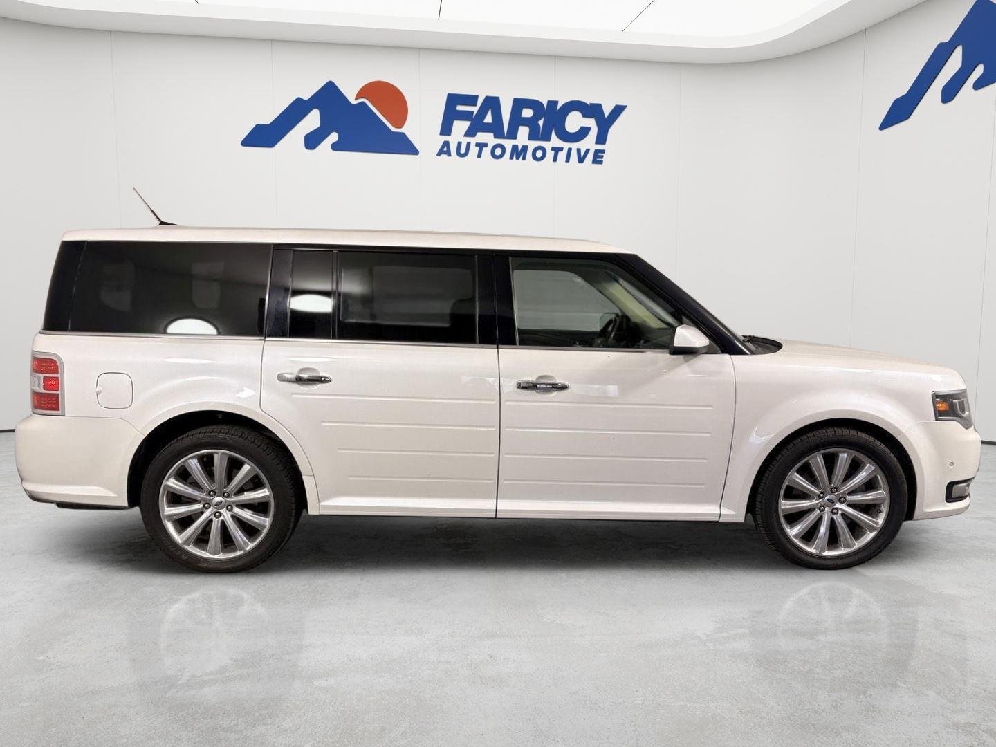 Used 2019 White Platinum Tri-Coat Metallic Ford Limited EcoBoost image 9