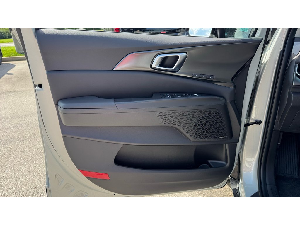 New 2027 Ivory Silver Kia SX image 22