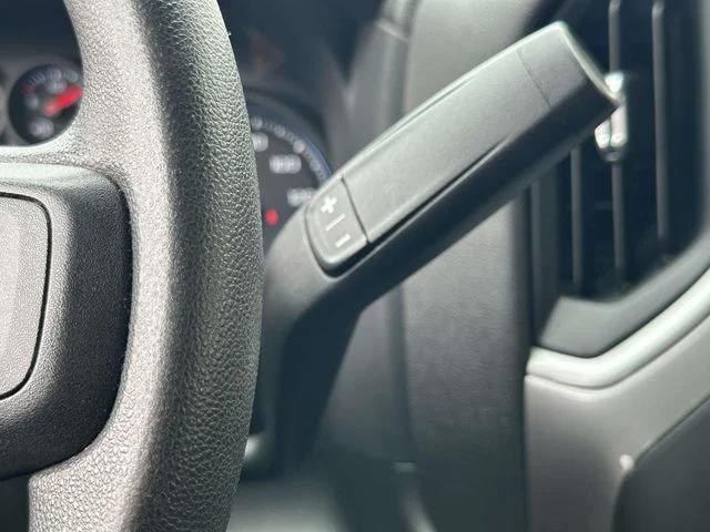 Used 2022 Silver Chevrolet Custom image 21