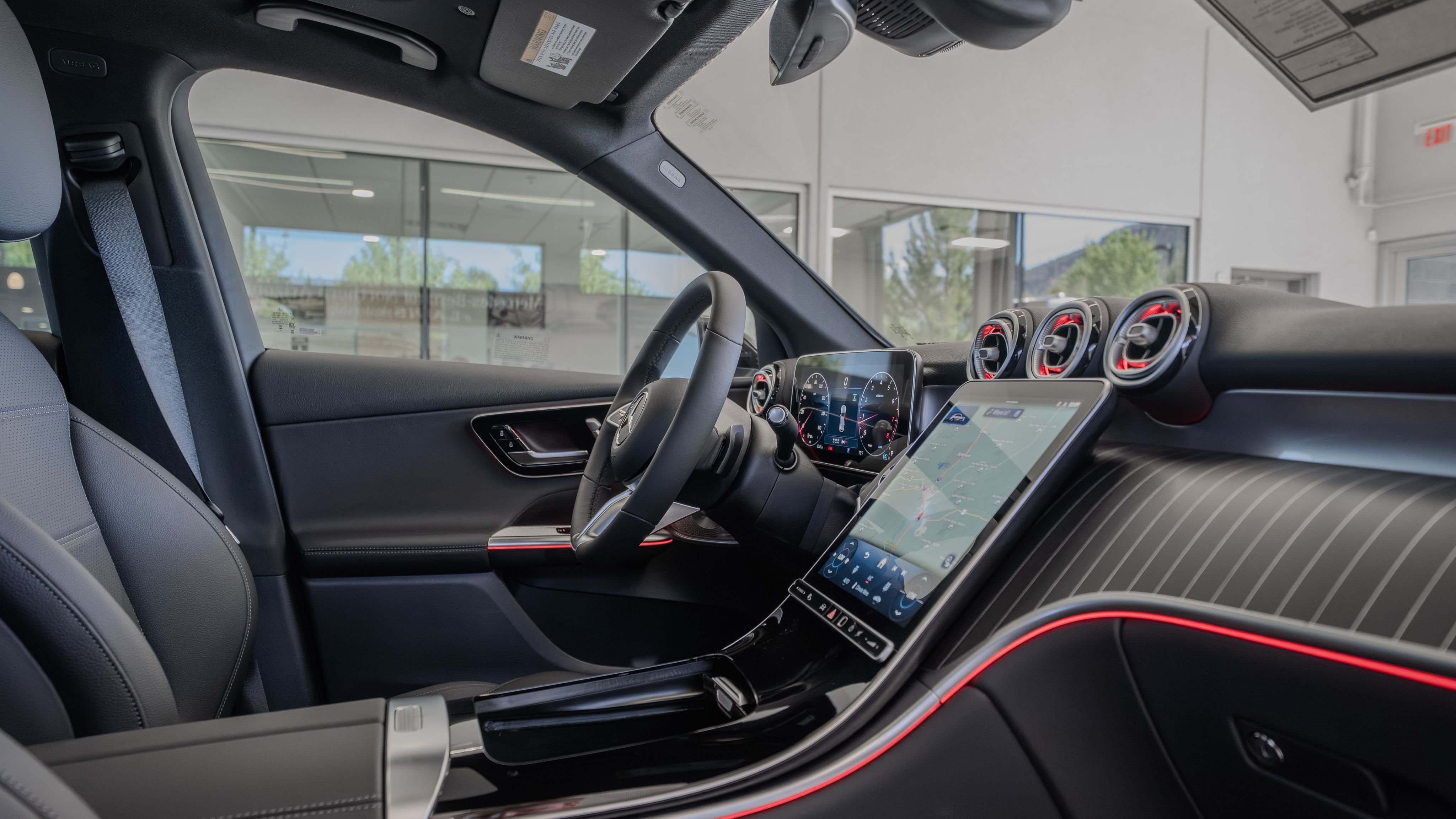 New 2026 Black Mercedes-Benz GLC 300 image 18