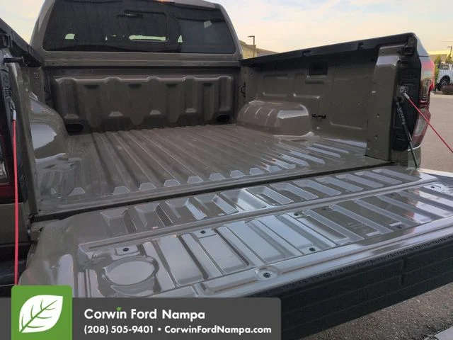 New 2026 Gray Ford Lariat image 27