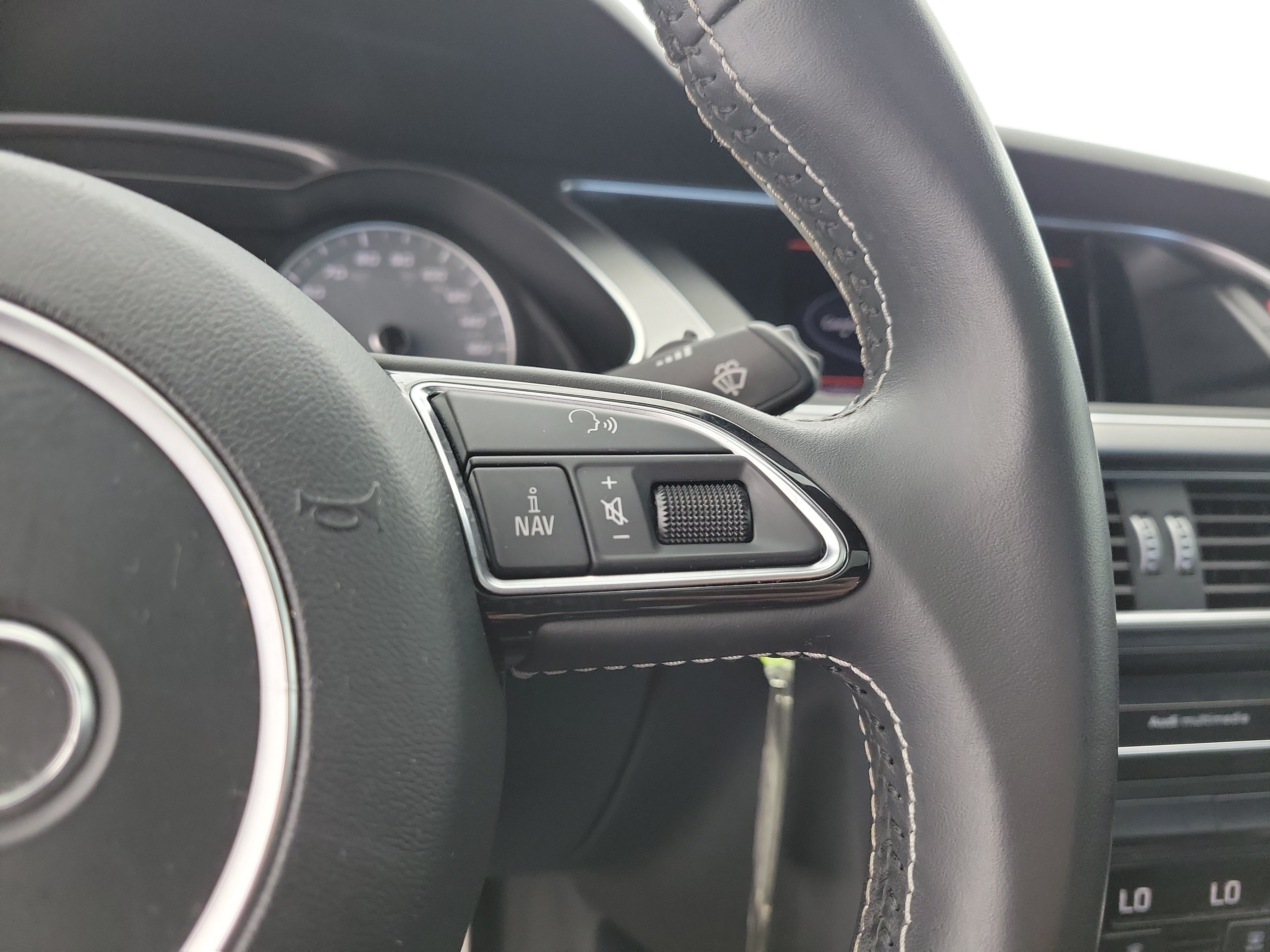 Used 2014 Phantom Black Pearl Audi 3.0T Premium Plus image 26