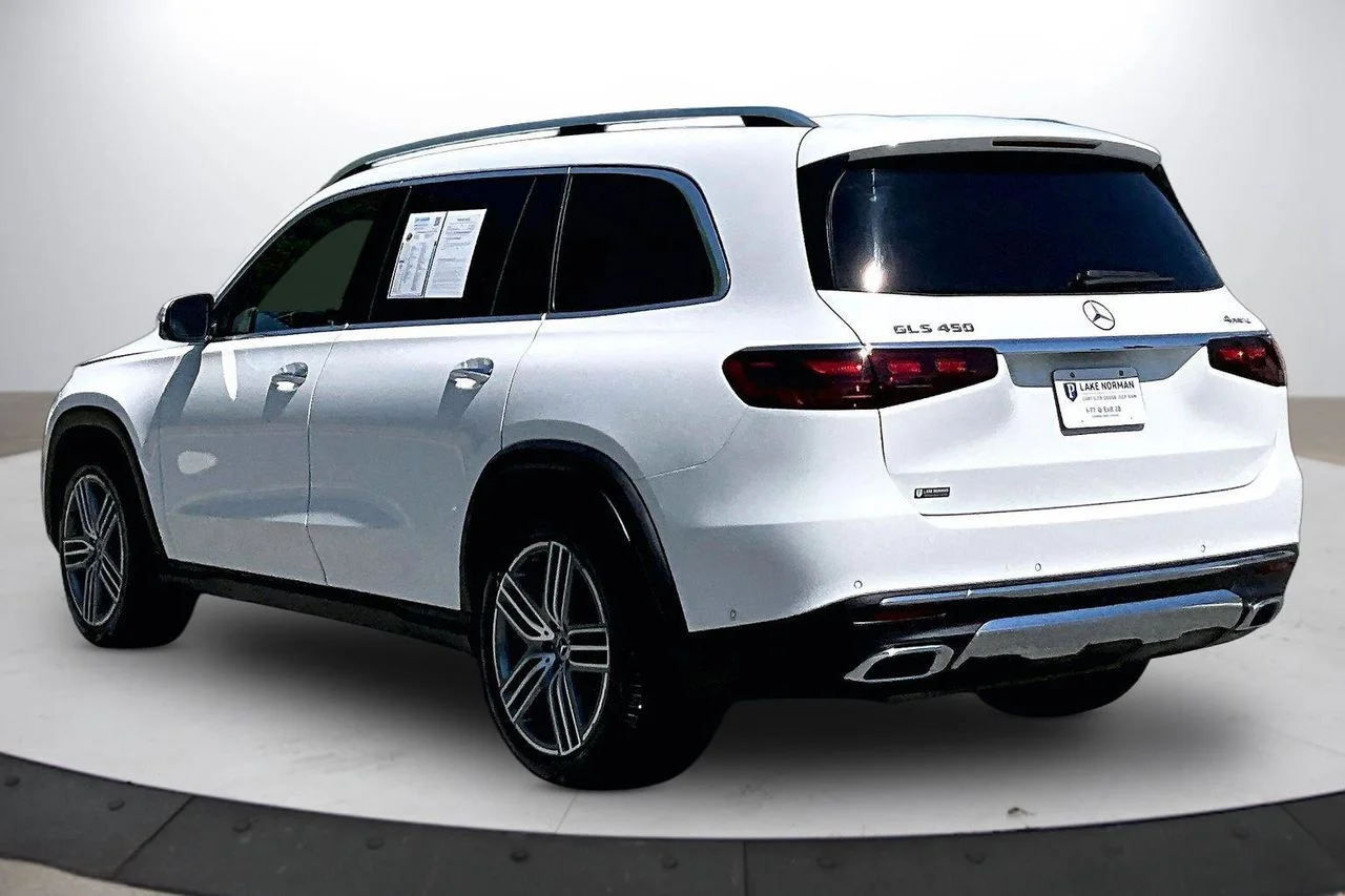 Used 2025 White Mercedes-Benz GLS 450 image 7