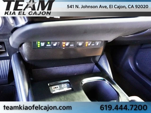 Used 2024 White Lexus 300h Ultra Luxury image 33