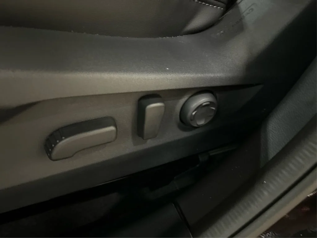 Used 2025 Black Subaru Touring XT image 37