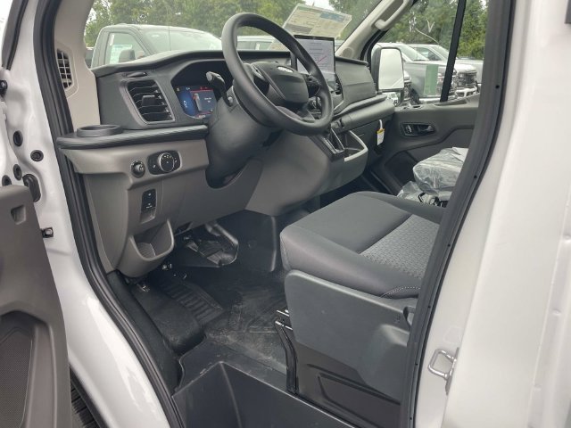 New 2027 Oxford White Ford Cargo Van image 5