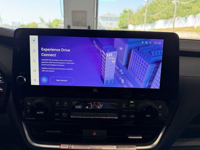 Certified Used 2026 WIND CHILL PEARL Toyota  image 35
