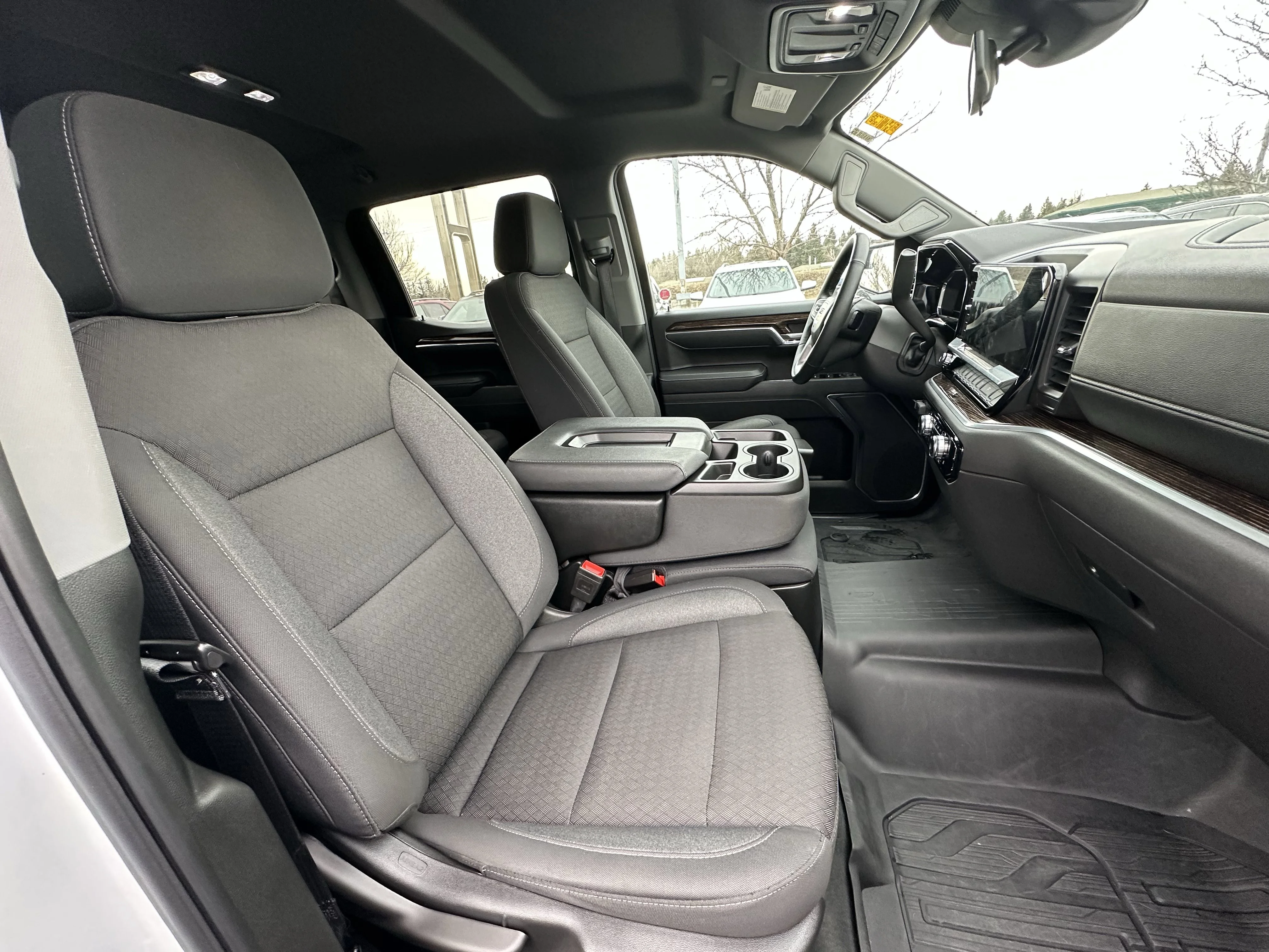 Certified Used 2025 White GMC Elevation image 18