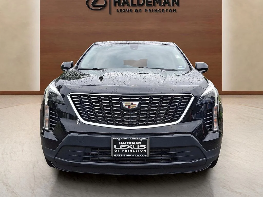 Used 2019 Cadillac XT4 Luxury with VIN 1GYAZAR4XKF104110 for sale in Lawrence Township, NJ
