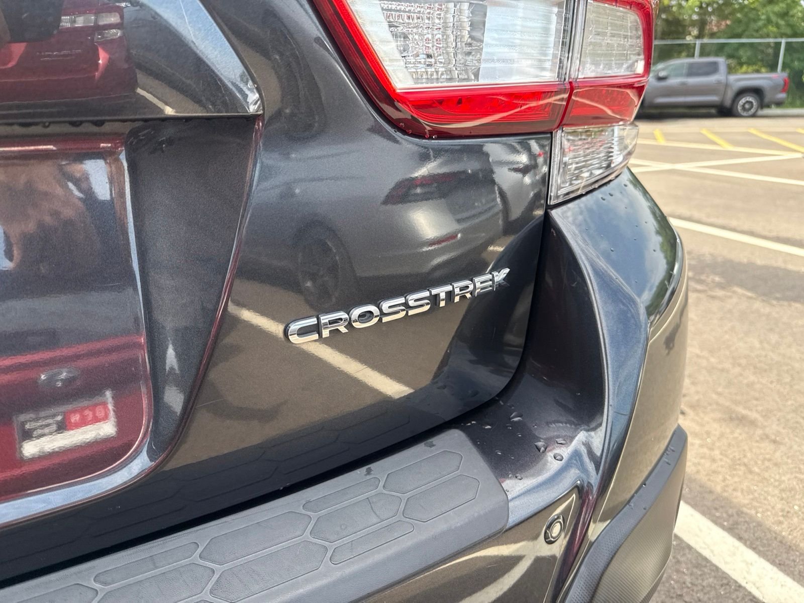 Used 2019 Gray Subaru 2.0i Limited image 9