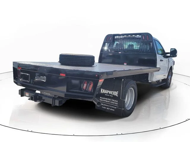 New 2025 Oxford White Ford XL image 4