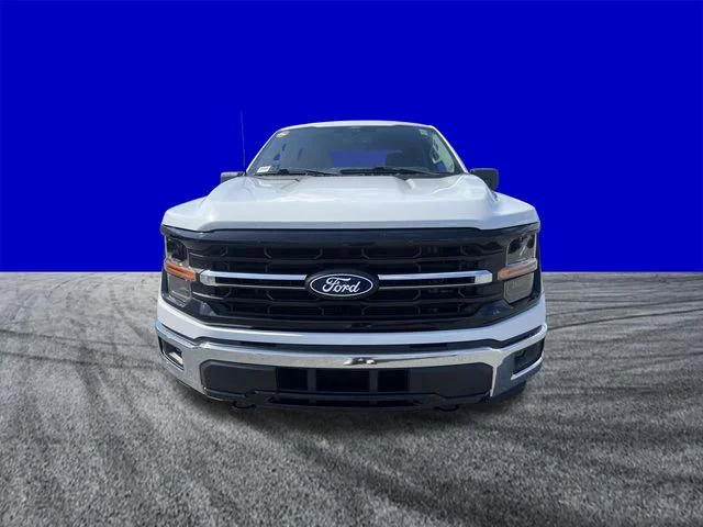Certified Used 2024 Oxford White Ford XLT image 8