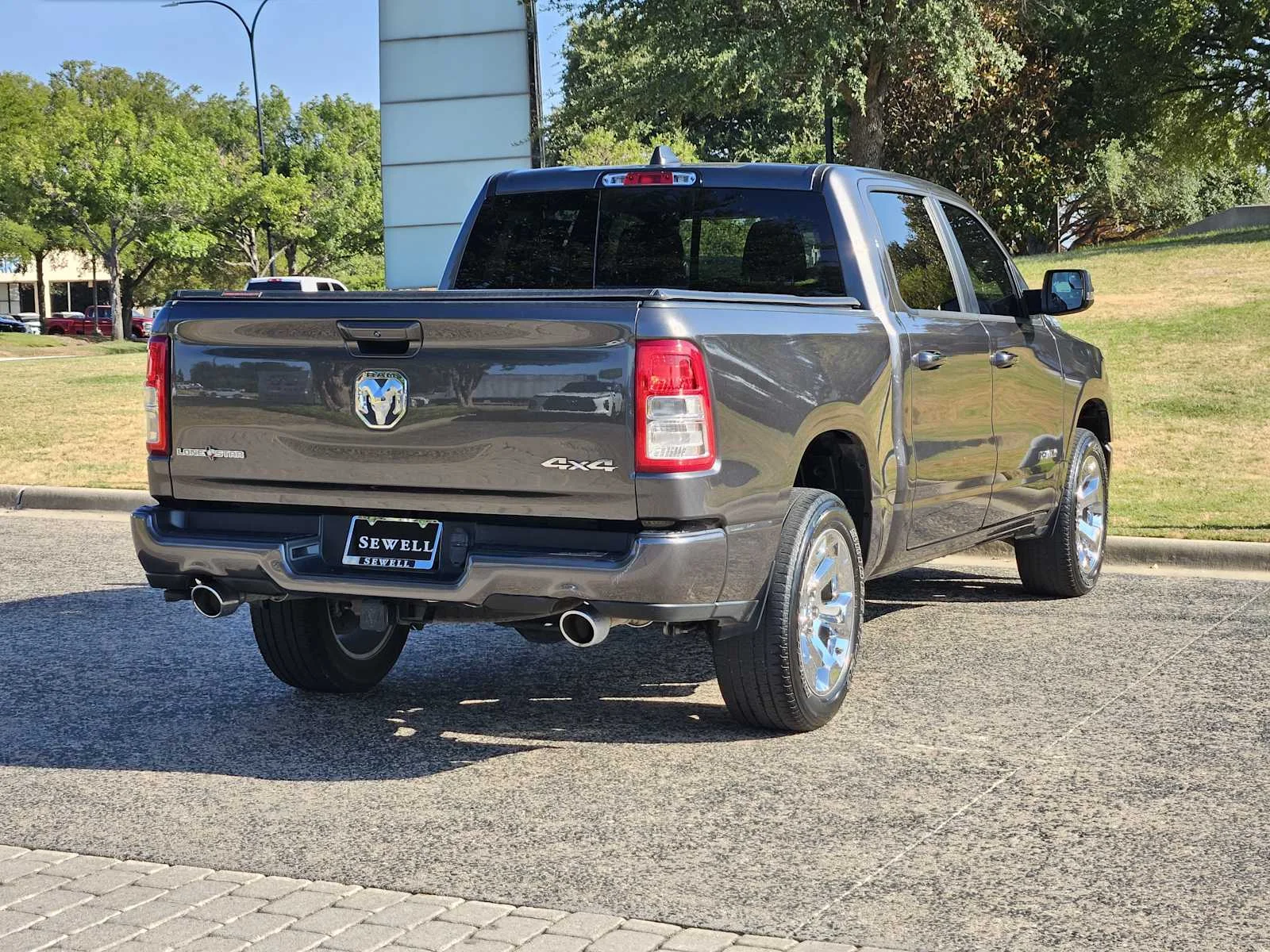 Used 2024 Granite Crystal Metallic Clearcoat Ram Lone Star image 4