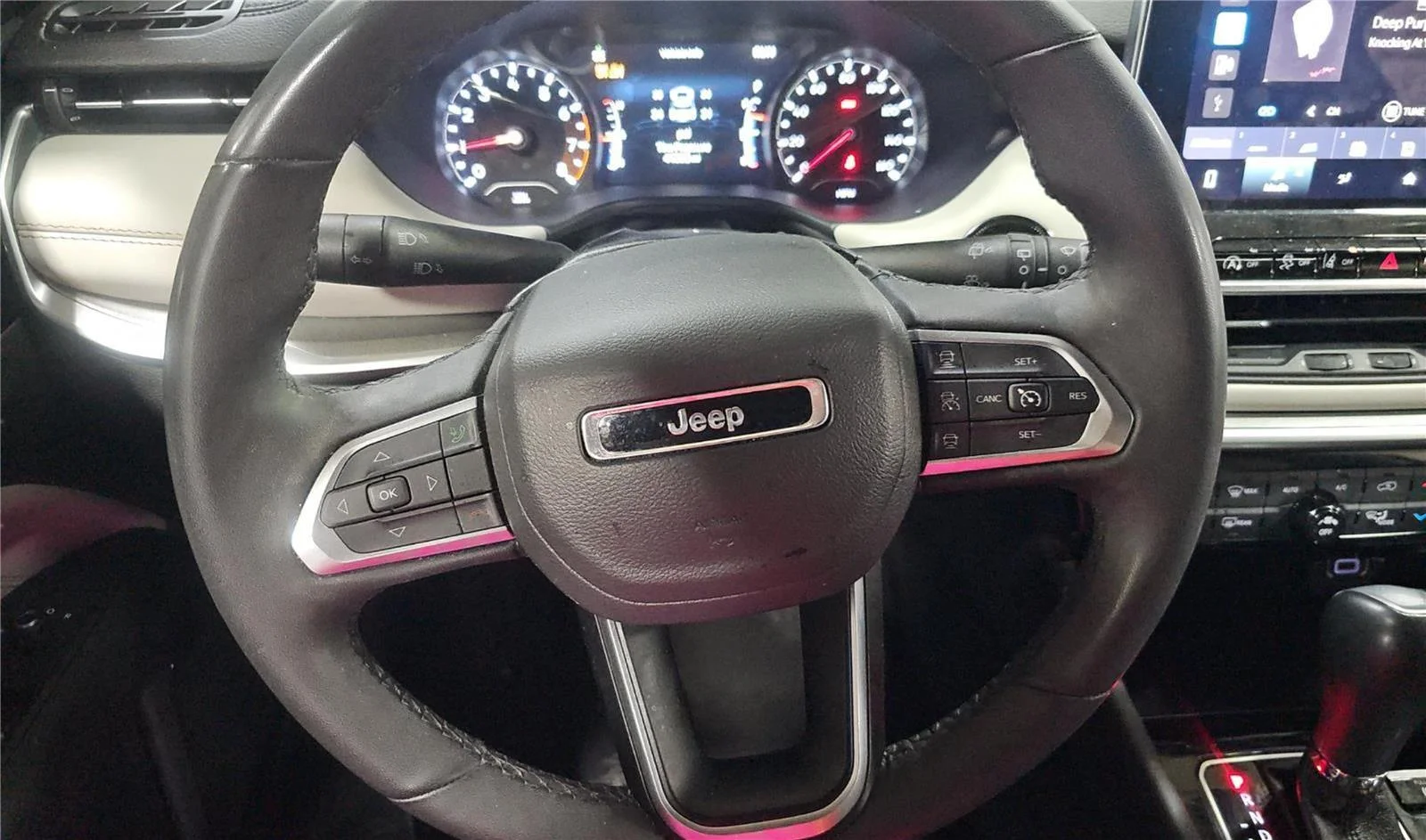2025 Jeep Compass Limited - Photo 9