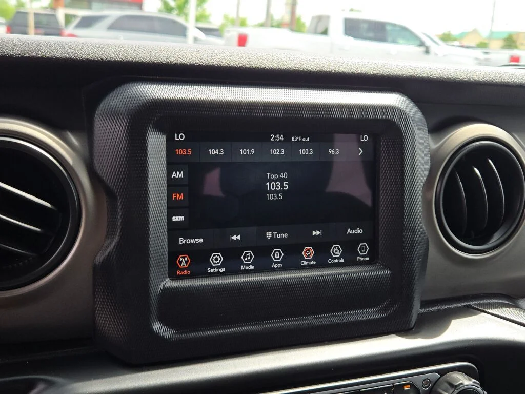 Used 2020 Black Jeep Unlimited Sport image 30