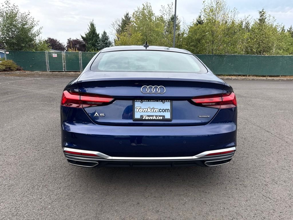 Used 2022 Navarra Blue Metallic Audi Prestige One-Owner image 5