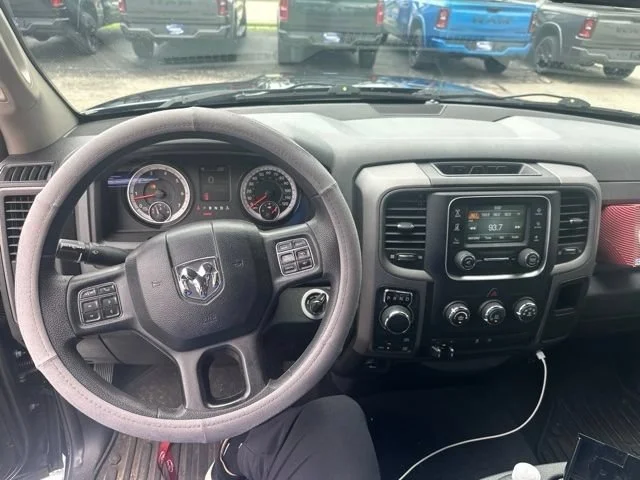 Used 2017 True Blue Pearlcoat Ram Tradesman image 26