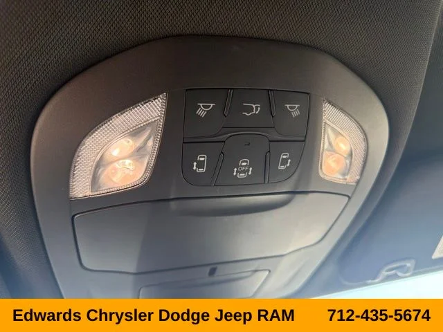 Used 2025 Red Chrysler Select image 16