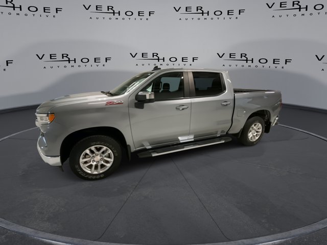 Used 2023 Sterling Gray Metallic Chevrolet LT image 4
