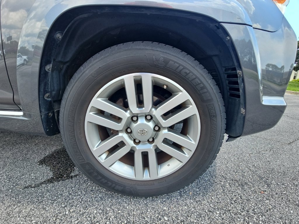 Used 2011 Gray Toyota Limited image 34