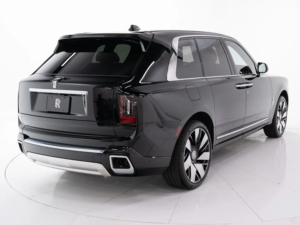 New 2026 Black Diamond Rolls-Royce  image 5