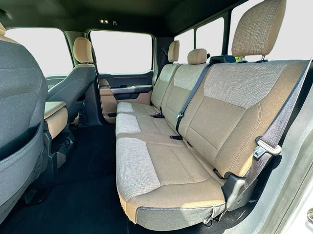 Used 2023 White Ford XLT image 23