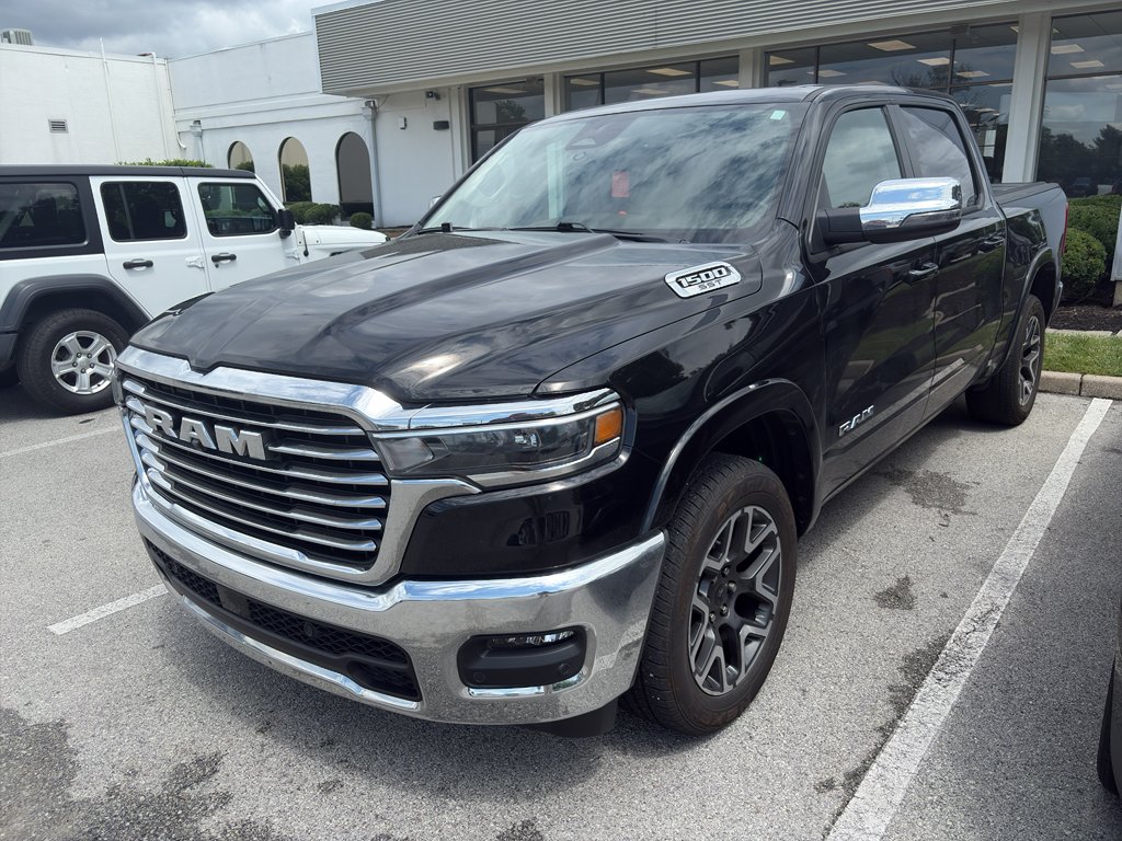 Used 2025 Diamond Black Crystal Pearlcoat Ram Laramie image 2
