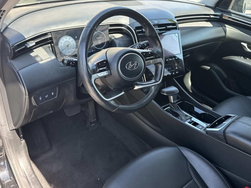 Certified Used 2024 Black Hyundai SEL image 2