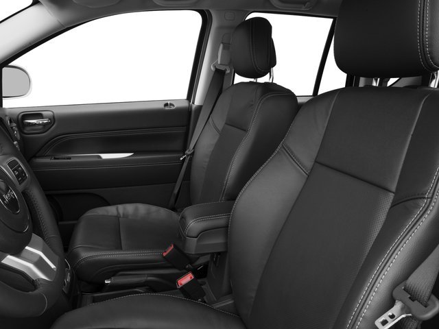 Used 2016 Bright White Clearcoat Jeep Latitude image 11