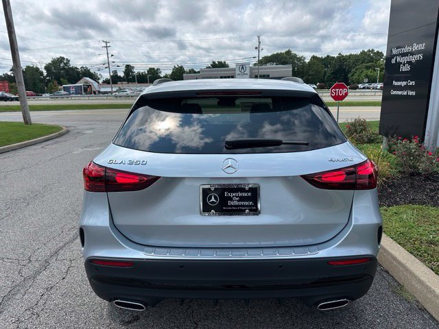 New 2026 Cirrus Silver Metallic Mercedes-Benz GLA 250 image 42