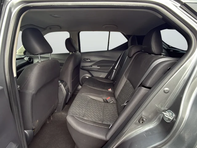 Used 2023 Gray Nissan SV image 27