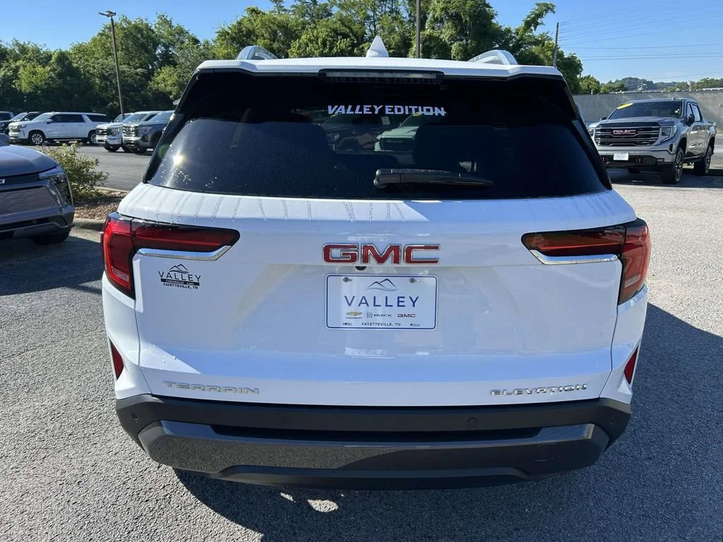 New 2026 Summit White GMC Elevation image 5