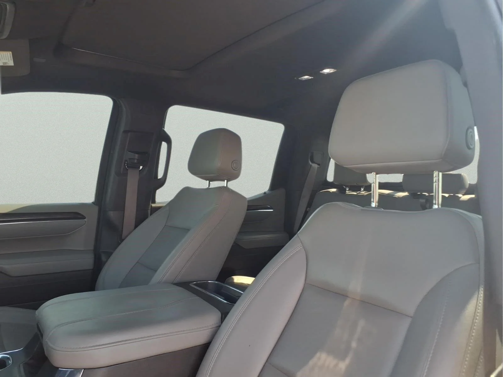 Used 2023 SUMMIT WHITE Chevrolet LTZ image 18