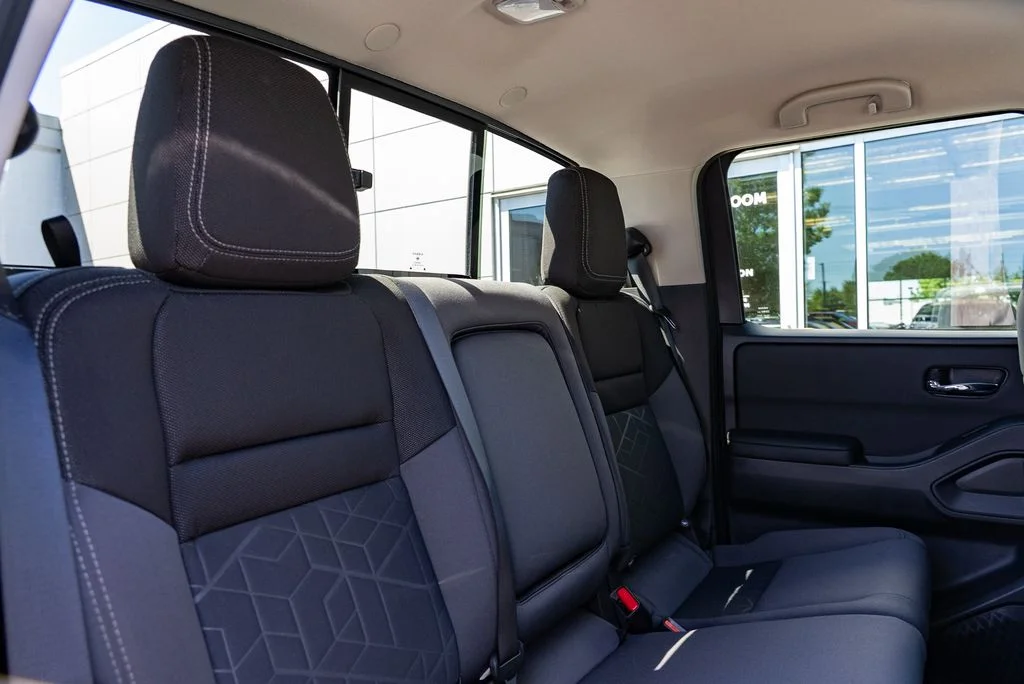 New 2026 Glacier White Nissan Crew Cab SV Long Bed image 25