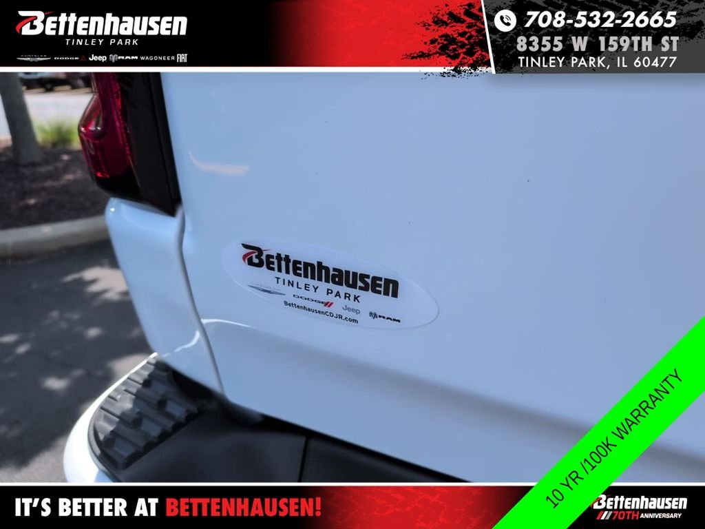 New 2026 Bright White Clear-Coat Exterior Paint RAM Express image 9