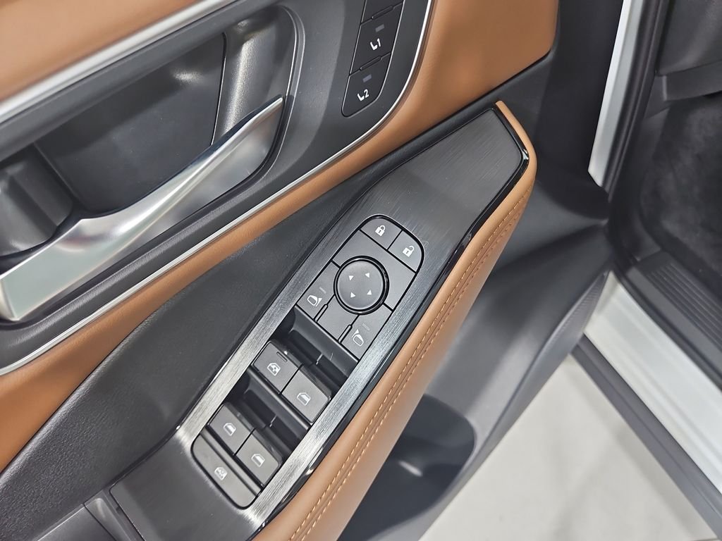 2026 Nissan Rogue Platinum - Photo 12