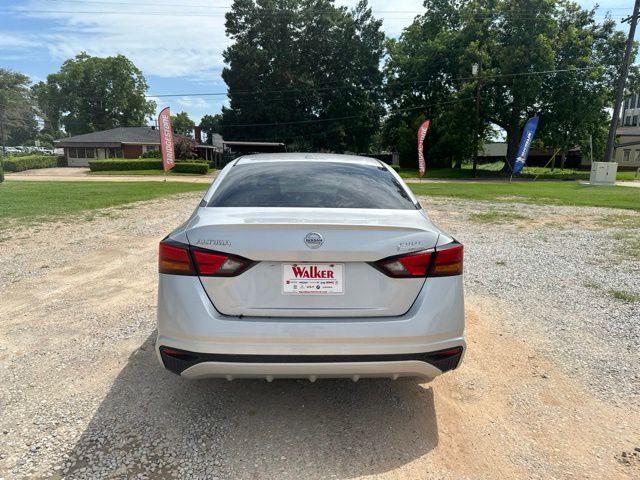 Used 2020 Silver Nissan 2.5 S image 11