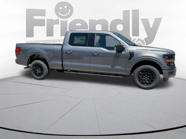 New 2026 Carbonized Gray Metallic Ford XLT image 13