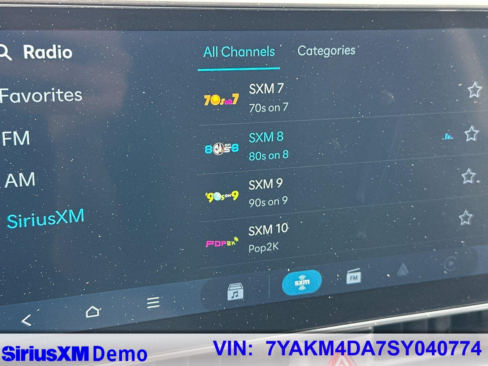 Used 2025 Teal Hyundai SE 4D Sport Utility image 37