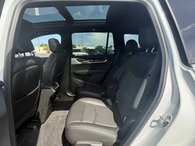 Used 2024 White Cadillac Premium Luxury image 12