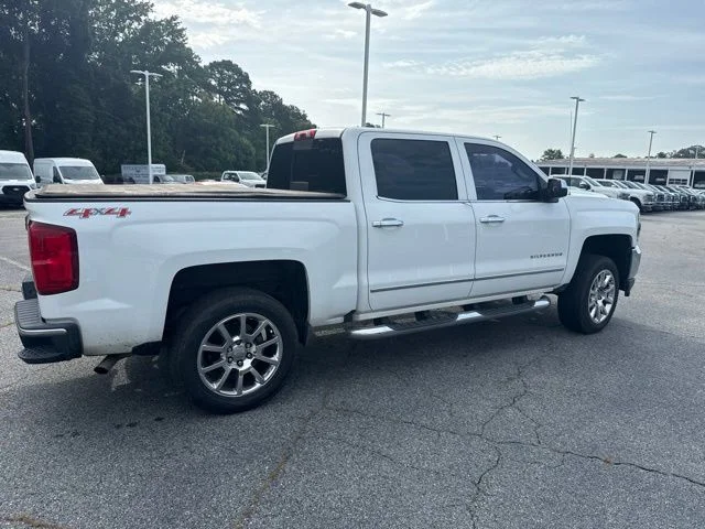 Used 2016 Summit White Chevrolet LTZ image 3