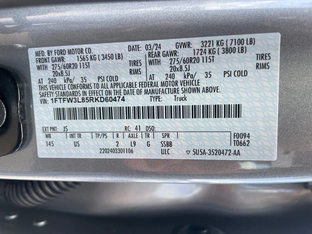 Used 2024 Silver Metallic Ford XLT image 38