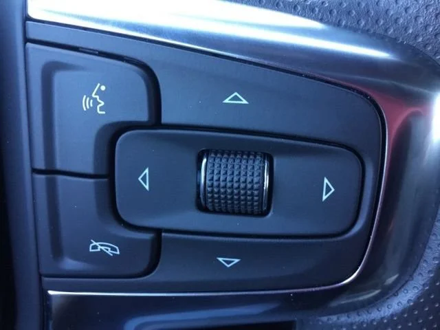 2025 Chevrolet Blazer 2LT - Photo 10