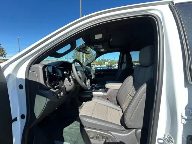 2025 Chevrolet Silverado 1500 ZR2 - Photo 17