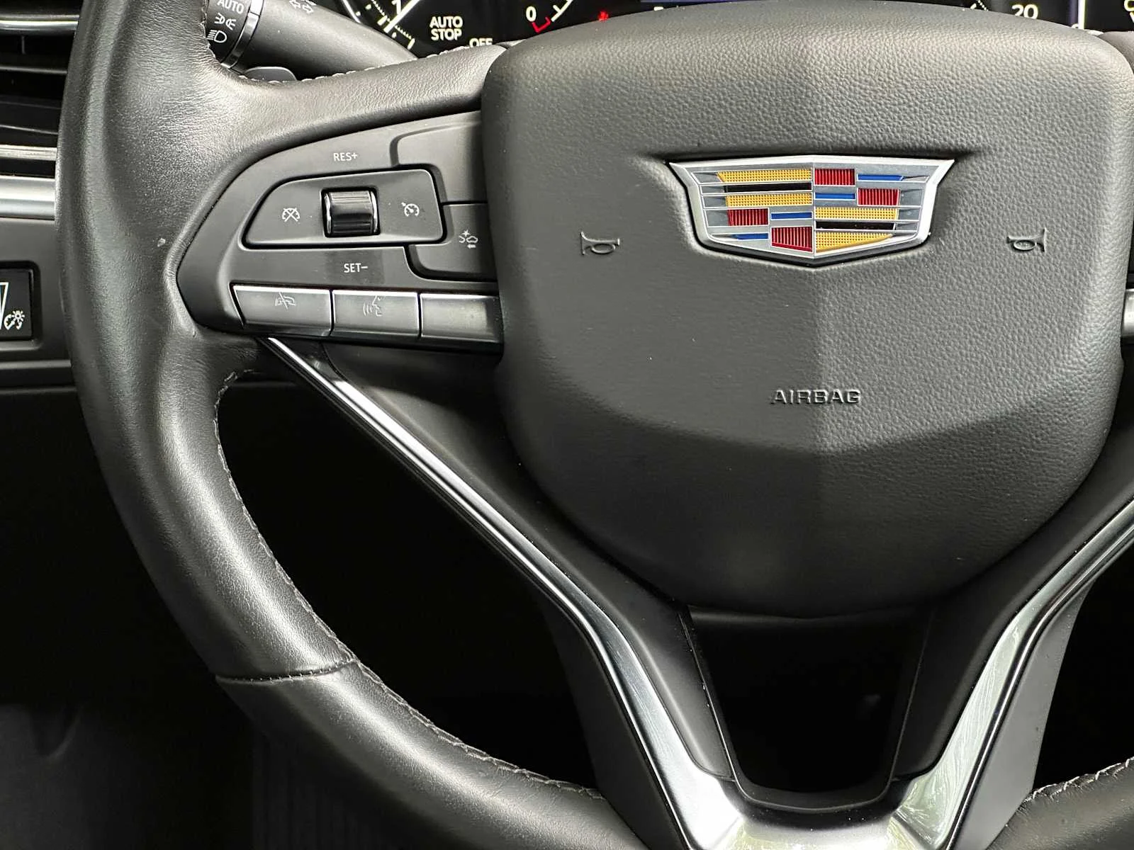 Certified Used 2025 Stellar Black Metallic Cadillac Luxury image 19