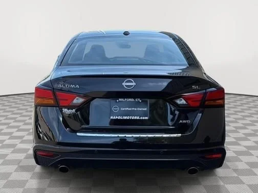 Used 2023 Black Nissan 2.5 SL image 4