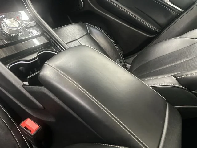 Used 2022 Red Jeep Overland image 24
