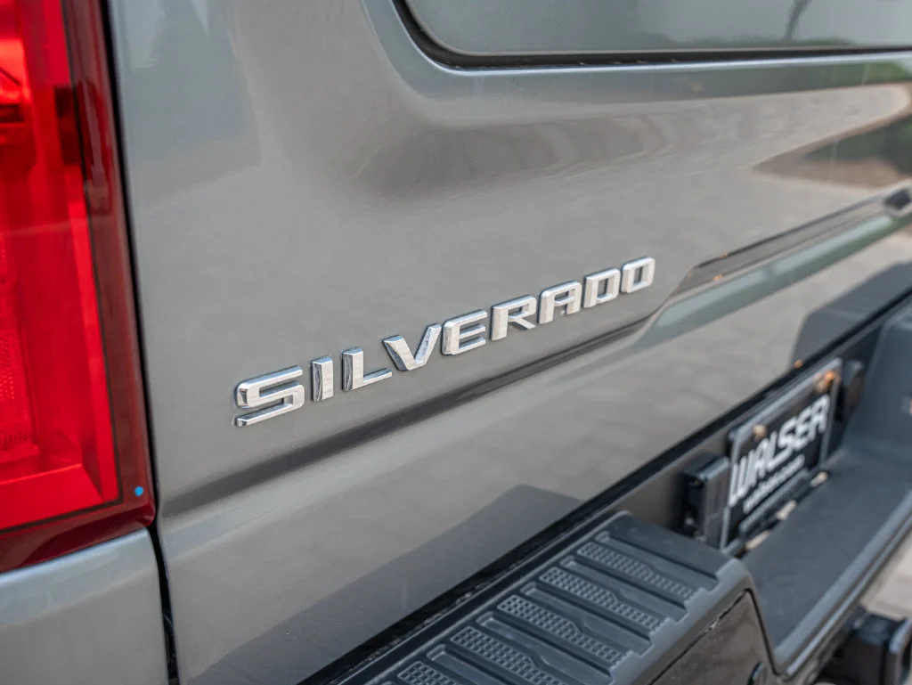 Used 2024 Sterling Gray Metallic Chevrolet ZR2 image 15
